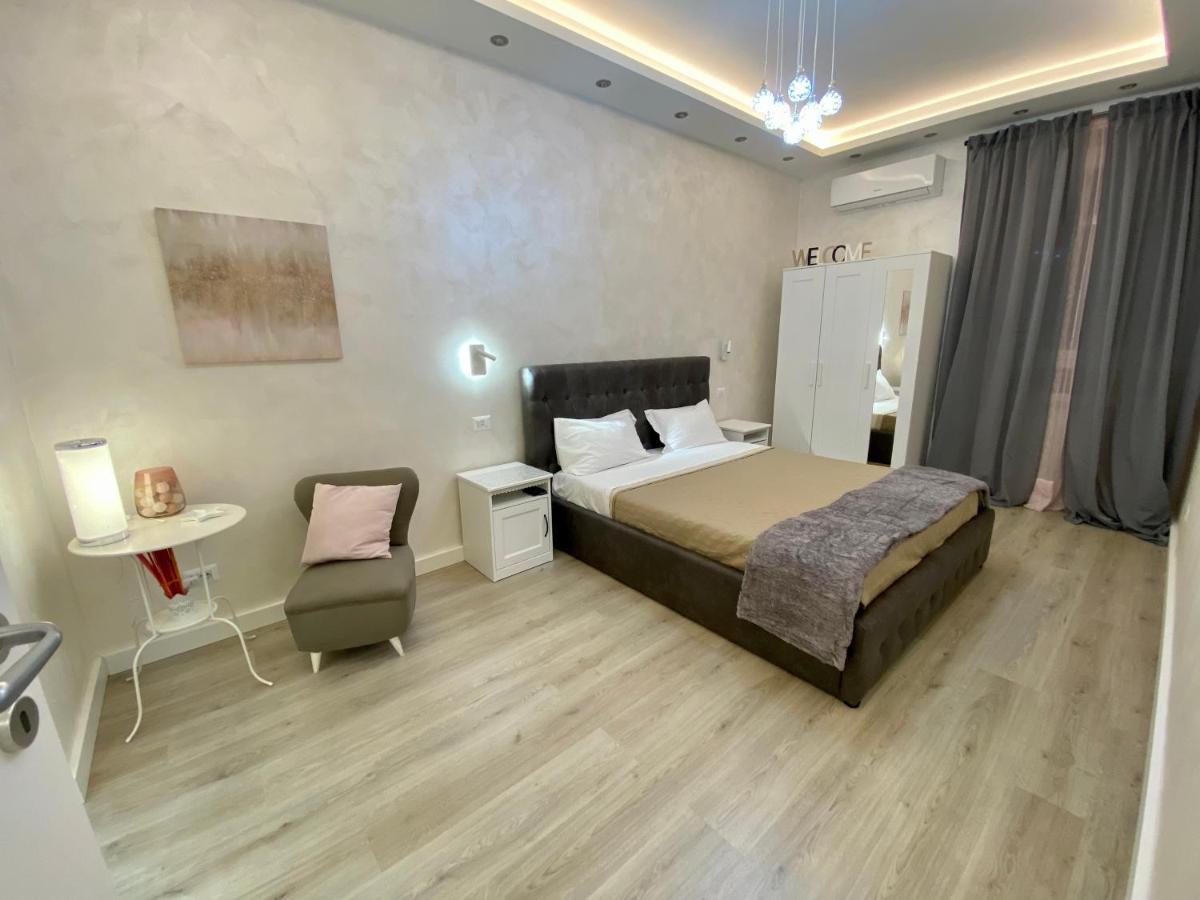 Apartment Close To The Coloseum, 2 Minutes Walk From Metro A 외부 사진