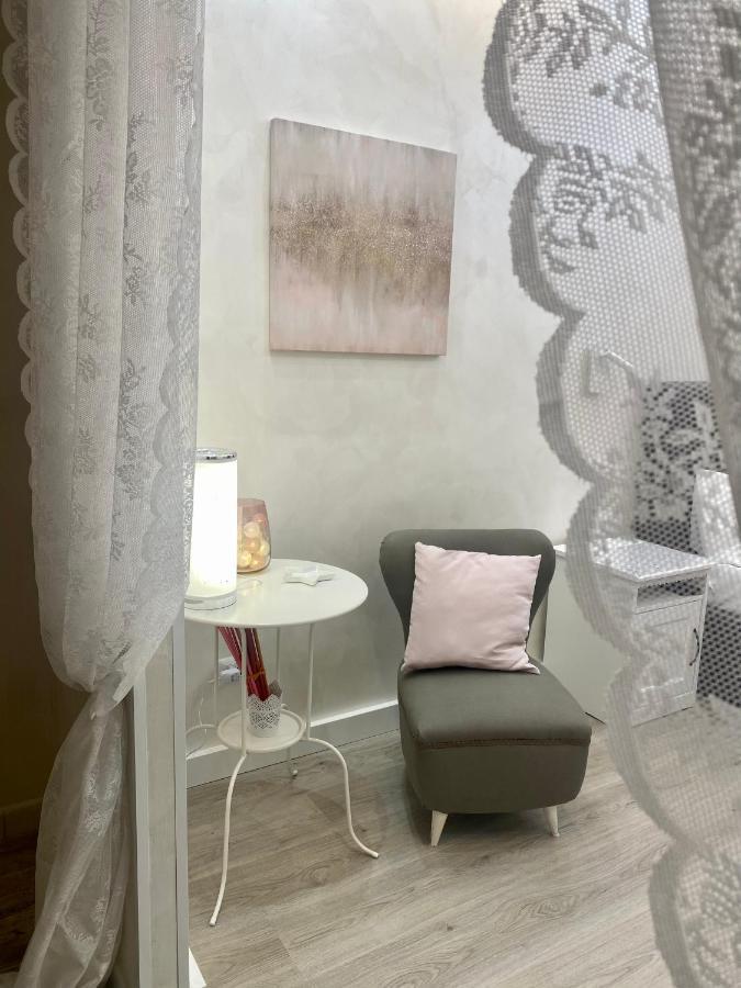 Apartment Close To The Coloseum, 2 Minutes Walk From Metro A 외부 사진