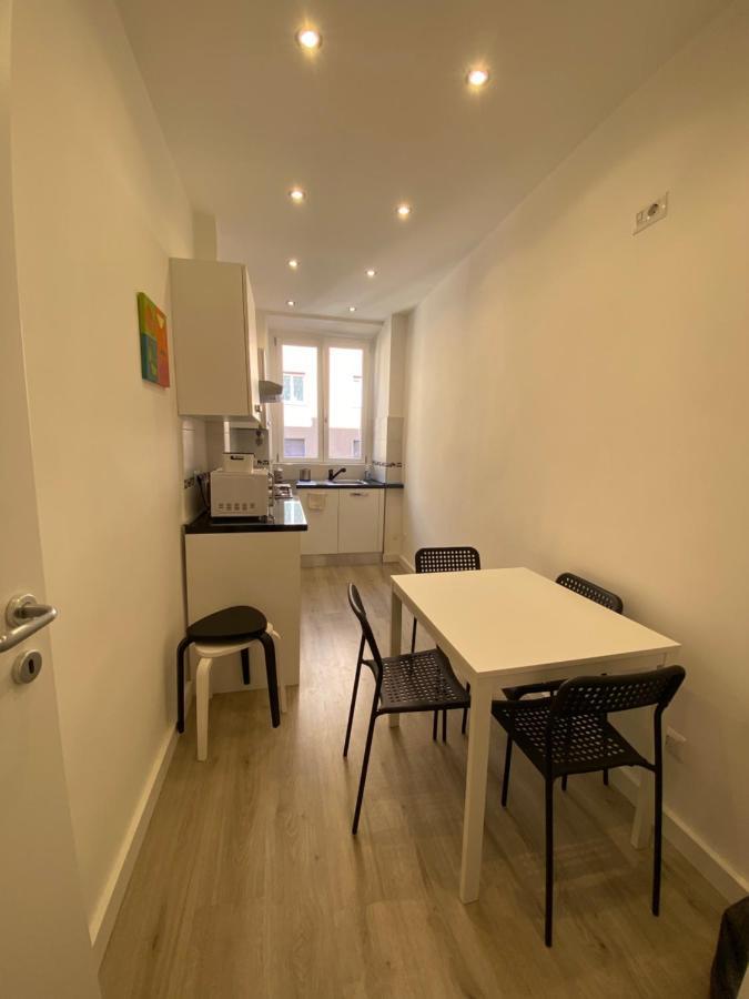 Apartment Close To The Coloseum, 2 Minutes Walk From Metro A 외부 사진