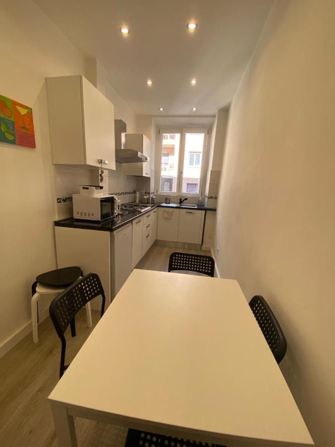 Apartment Close To The Coloseum, 2 Minutes Walk From Metro A 외부 사진