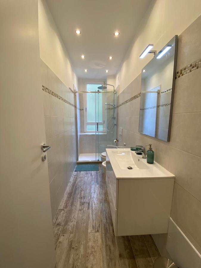 Apartment Close To The Coloseum, 2 Minutes Walk From Metro A 외부 사진