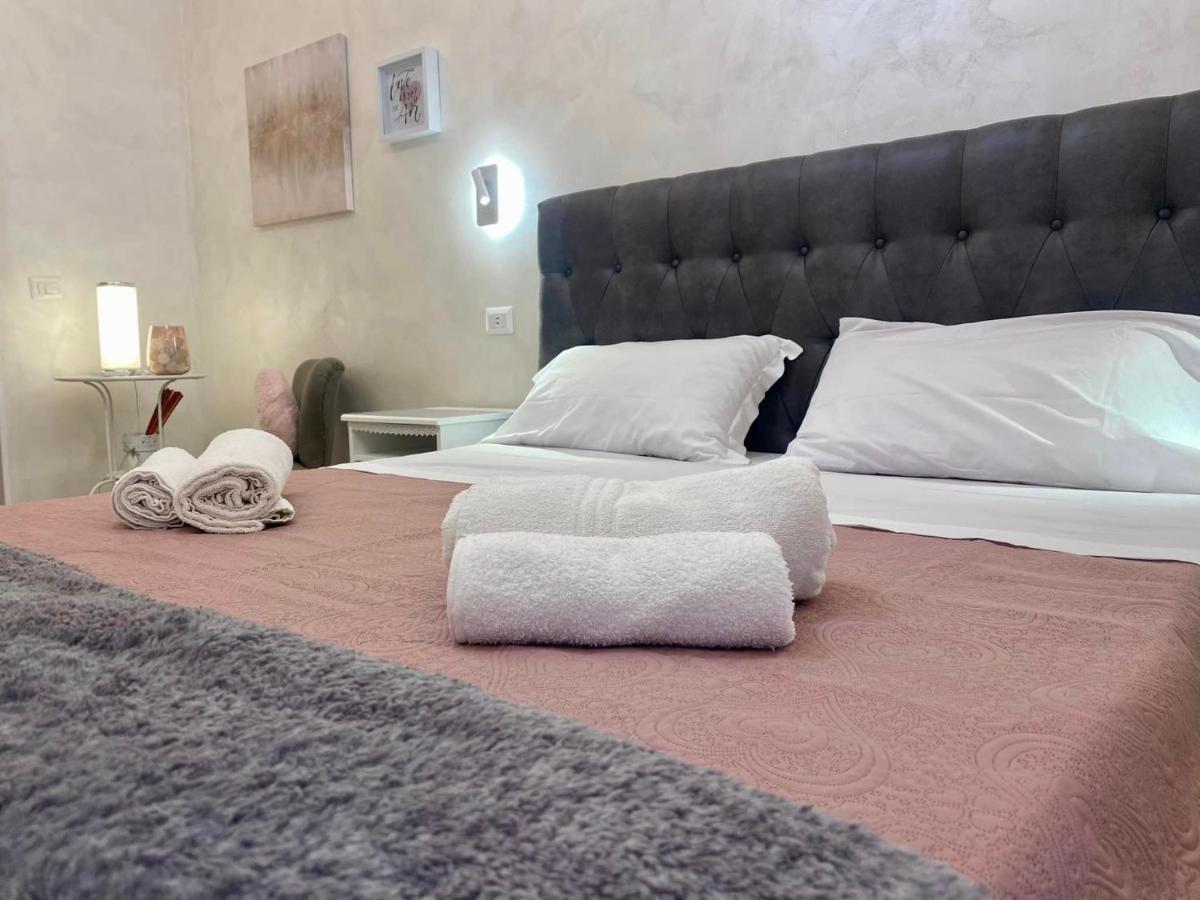 Apartment Close To The Coloseum, 2 Minutes Walk From Metro A 외부 사진