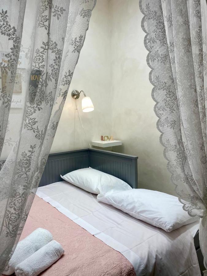Apartment Close To The Coloseum, 2 Minutes Walk From Metro A 외부 사진